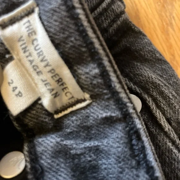 Madewell Black Wash Curvy Perfect Vintage Jean Size Petite 24 - Picture 7 of 9